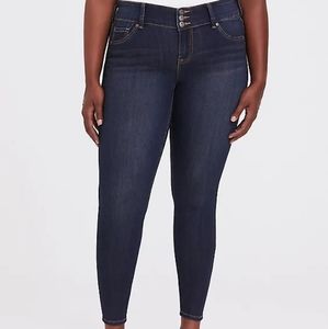 Torrid dark wash jegging